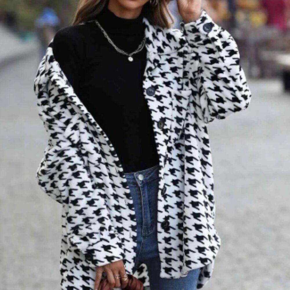 Like New! HERSY Houndstooth Black and White Button Down Shirt Jacket  L